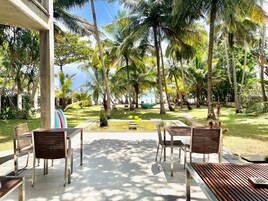 Se sirven desayunos, almuerzos y cenas; cocina internacional