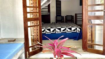 Room 3 Nami - 'Standard Garden Double Room | Terrace/patio