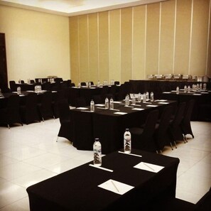 สถานที่จัดงานประชุม