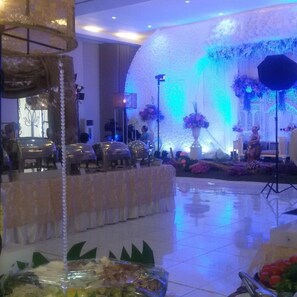 Banquet hall