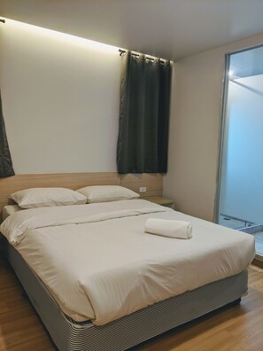 1 phòng ngủ, két bảo mật tại phòng, bàn 