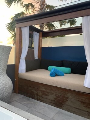 Studiosuite – design, 1 kingsize-seng, byutsikt | Terrasse/patio