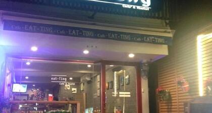 Eat - Ting Cafe and Hostel