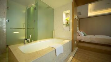 Japanese Suite | Bathroom