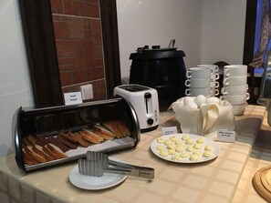 Desayuno buffet todos los días (con cargo) 