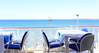 Kuba Beach Hotel