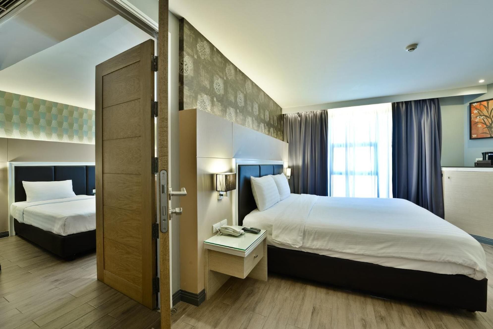 Premium bedding, in-room safe, desk, blackout curtains