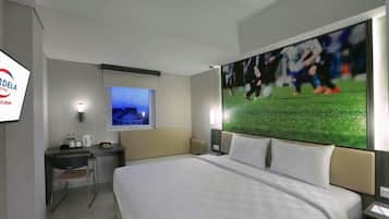 Deluxe Room | Living room | LED TV