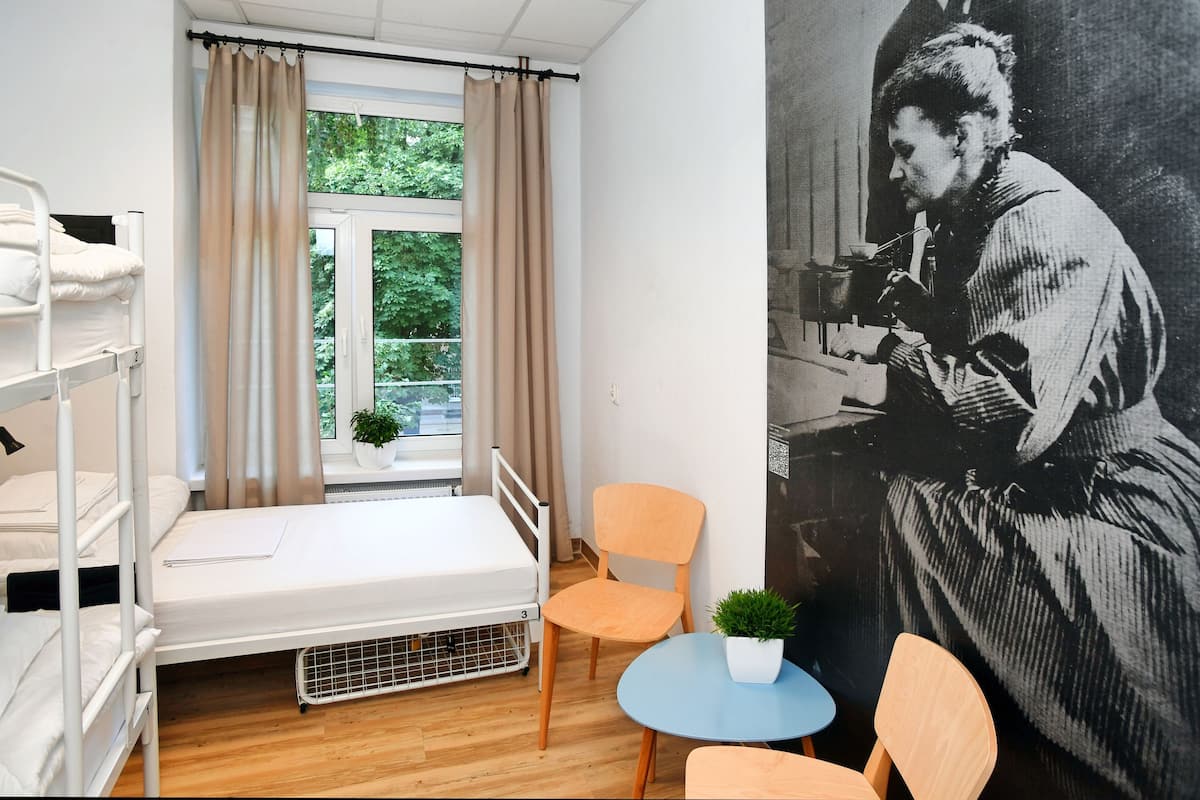 Basic Ortak Ranzalı Oda, Karma Ranzalı Oda, Ortak Banyo | Kaliteli yatak takımı