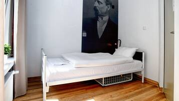 Standard Single Room | Living area