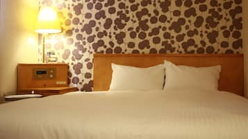 Desk, blackout curtains, free WiFi, bed sheets