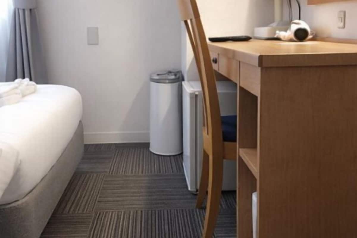 Desk, blackout drapes, free WiFi, bed sheets