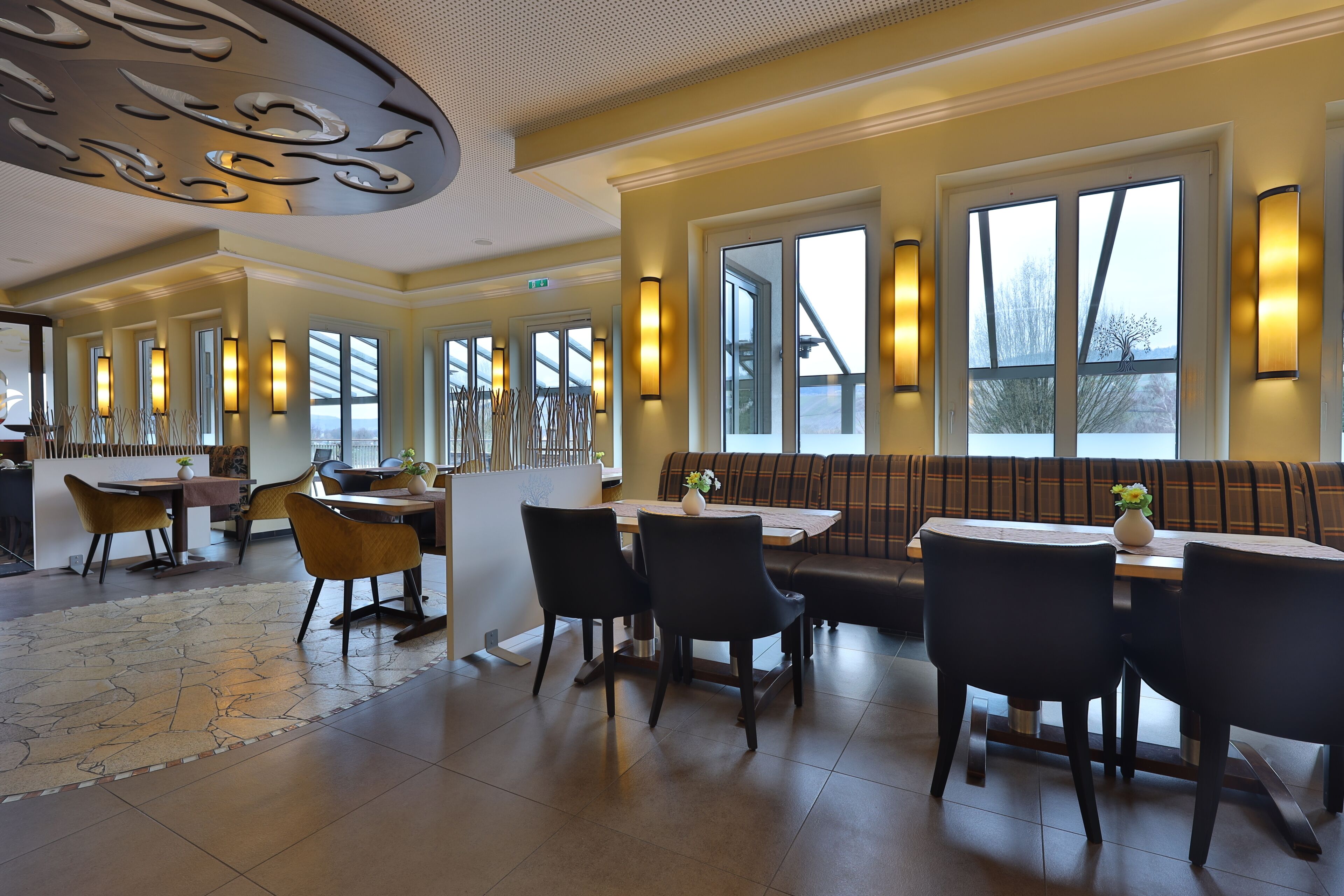 Frühstück, Mittagessen, Abendessen, regionale Küche 