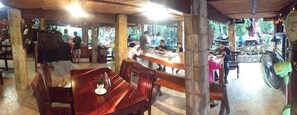 Restaurant - RuenNamyen Resort (Samut Songkhram)