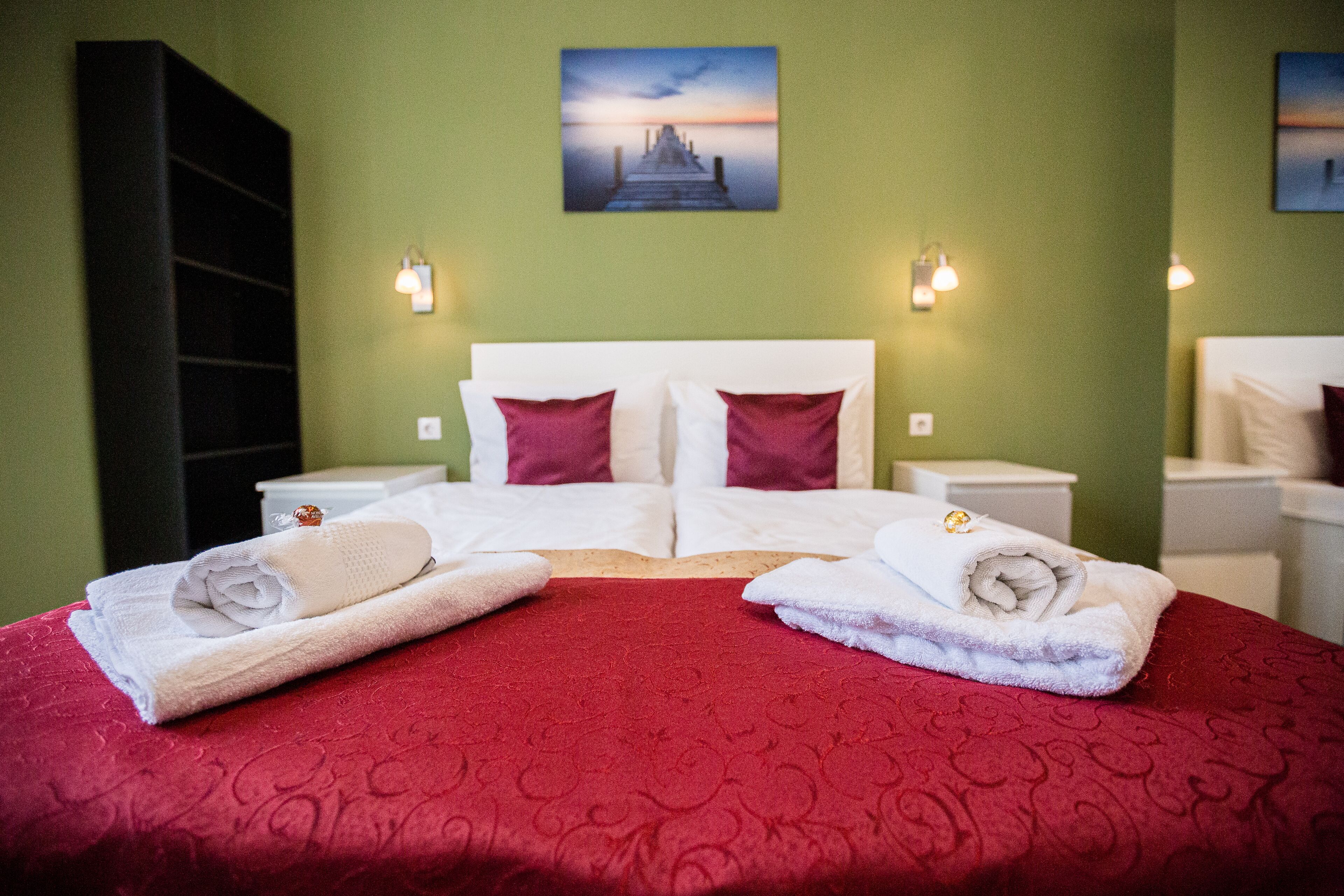 In-room safe, desk, laptop workspace, soundproofing