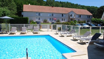 Comfort Double Room | Pool | Seasonal outdoor pool