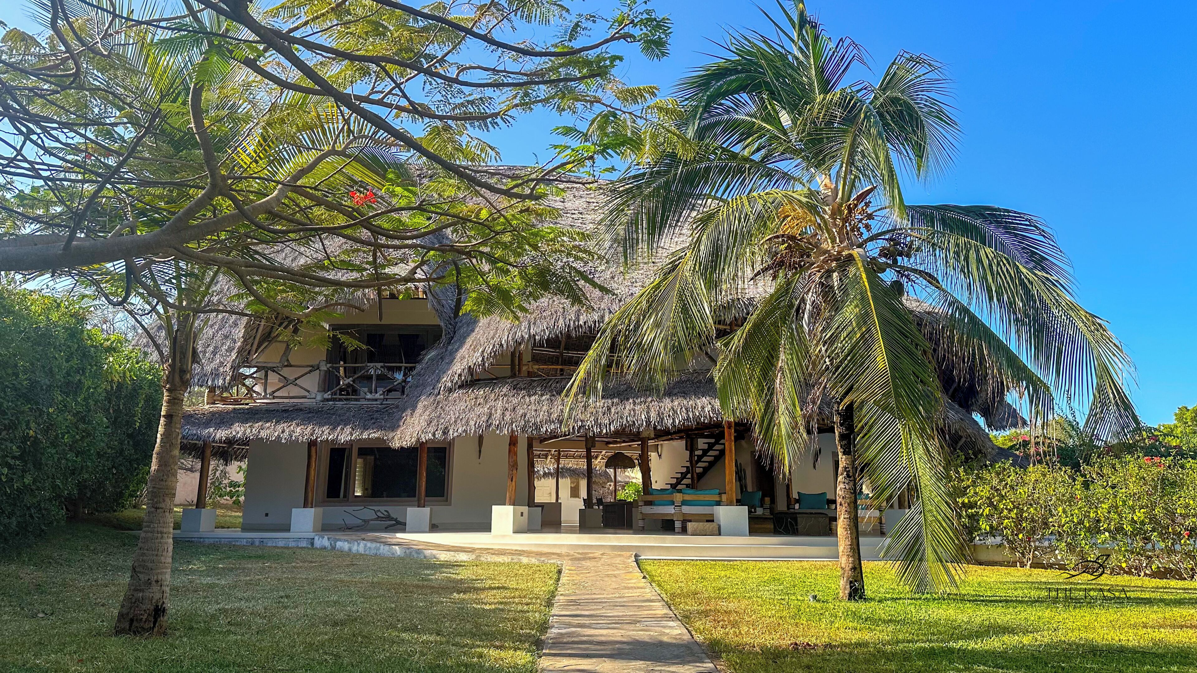 Luxury Villa, 4 Bedrooms, Partial Sea View | Premium bedding, minibar, individually decorated, individually furnished