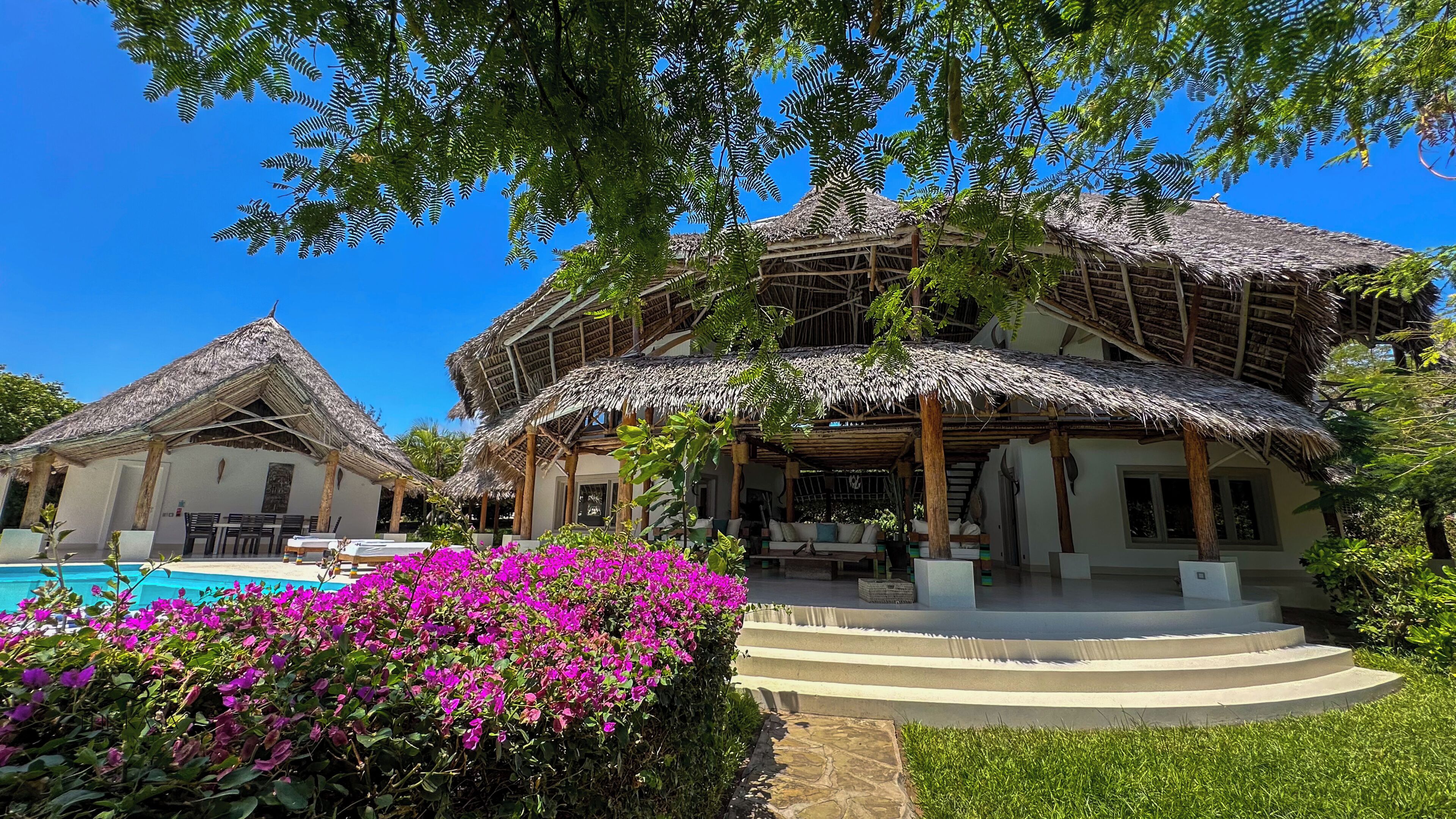 Luxury Villa, 4 Bedrooms, Partial Sea View | Premium bedding, minibar, individually decorated, desk