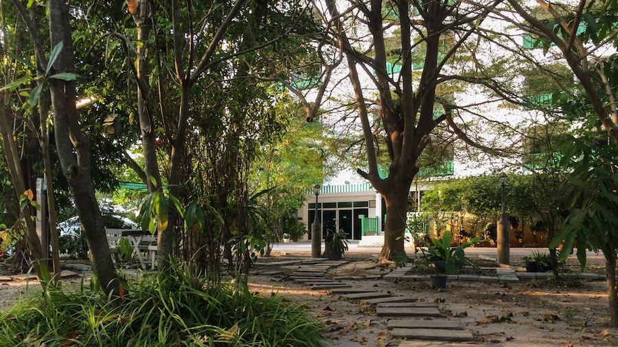 チョムダオ ホテル