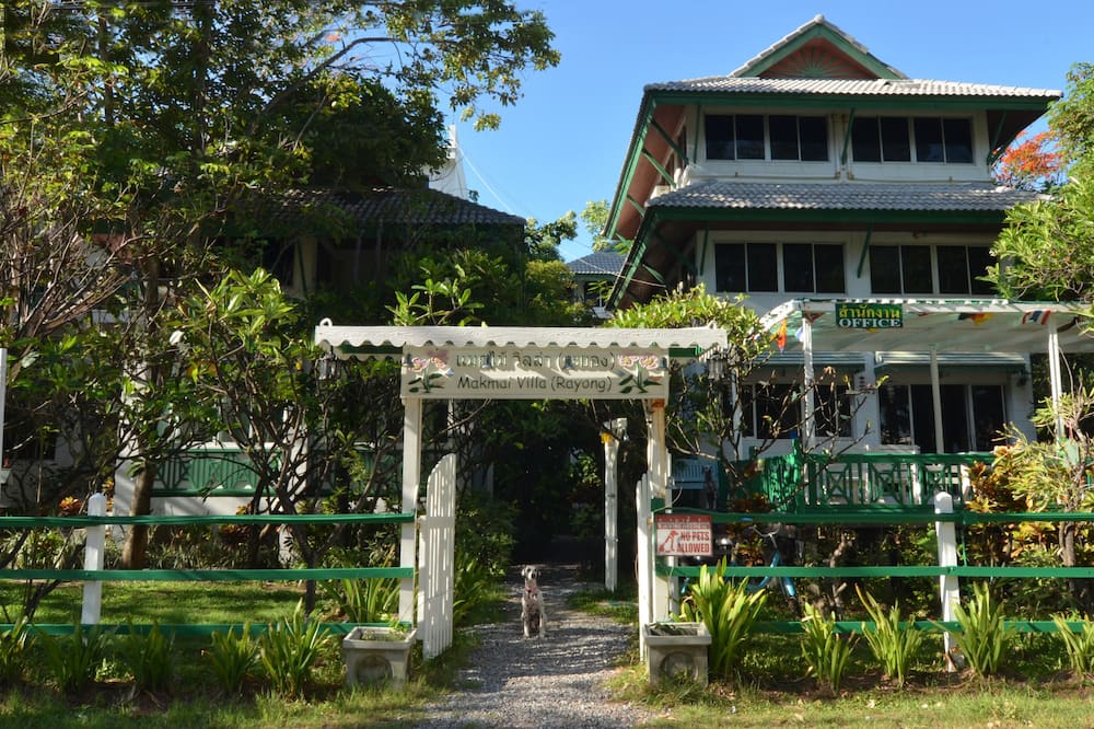 Makmai Villa