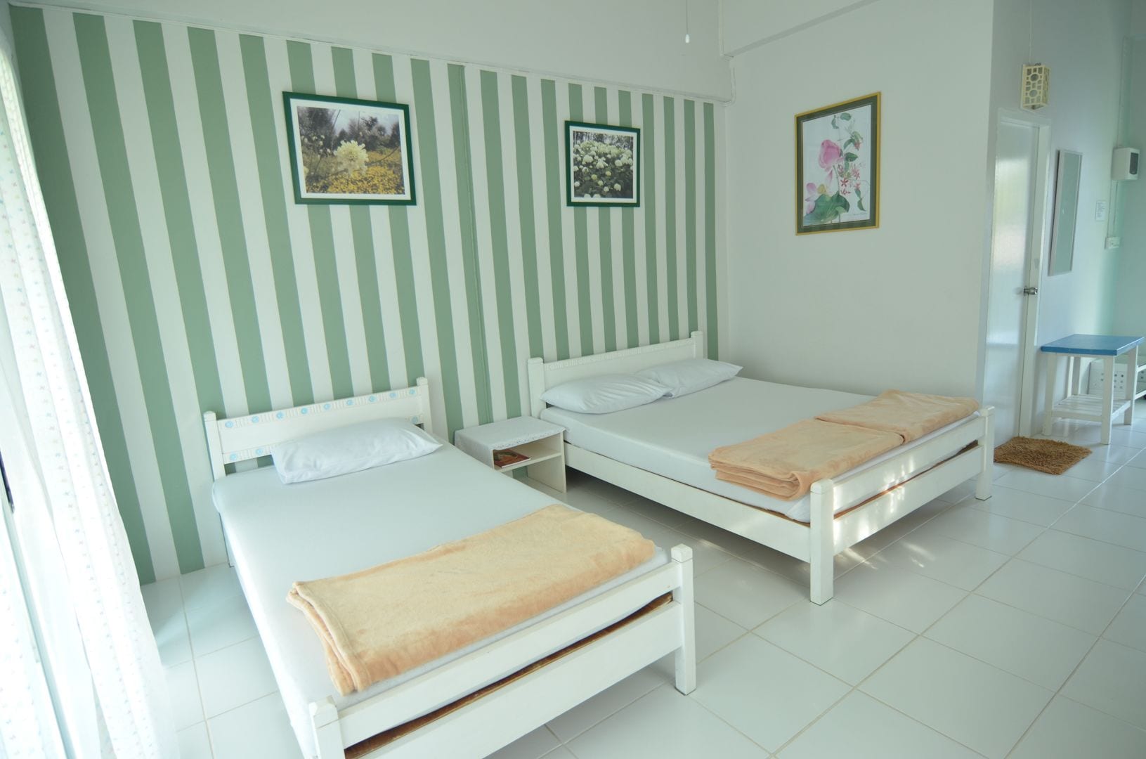 triple room with balcony | free wifi