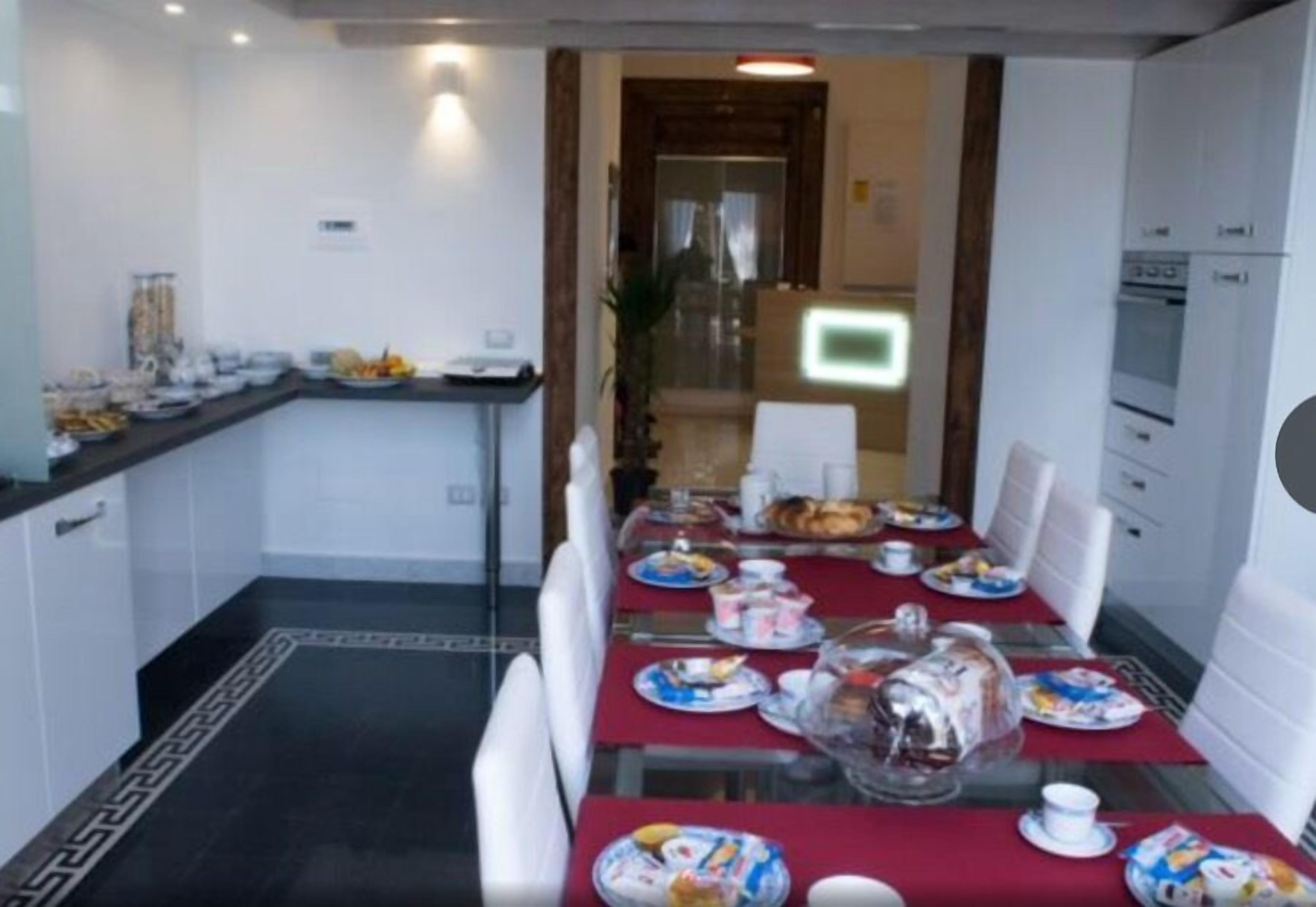 Photo - B&B Napolimilionaria Foria 242