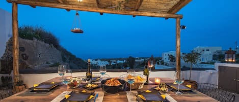 House, 2 Bedrooms, Fireplace, Sea View | Terrace/patio