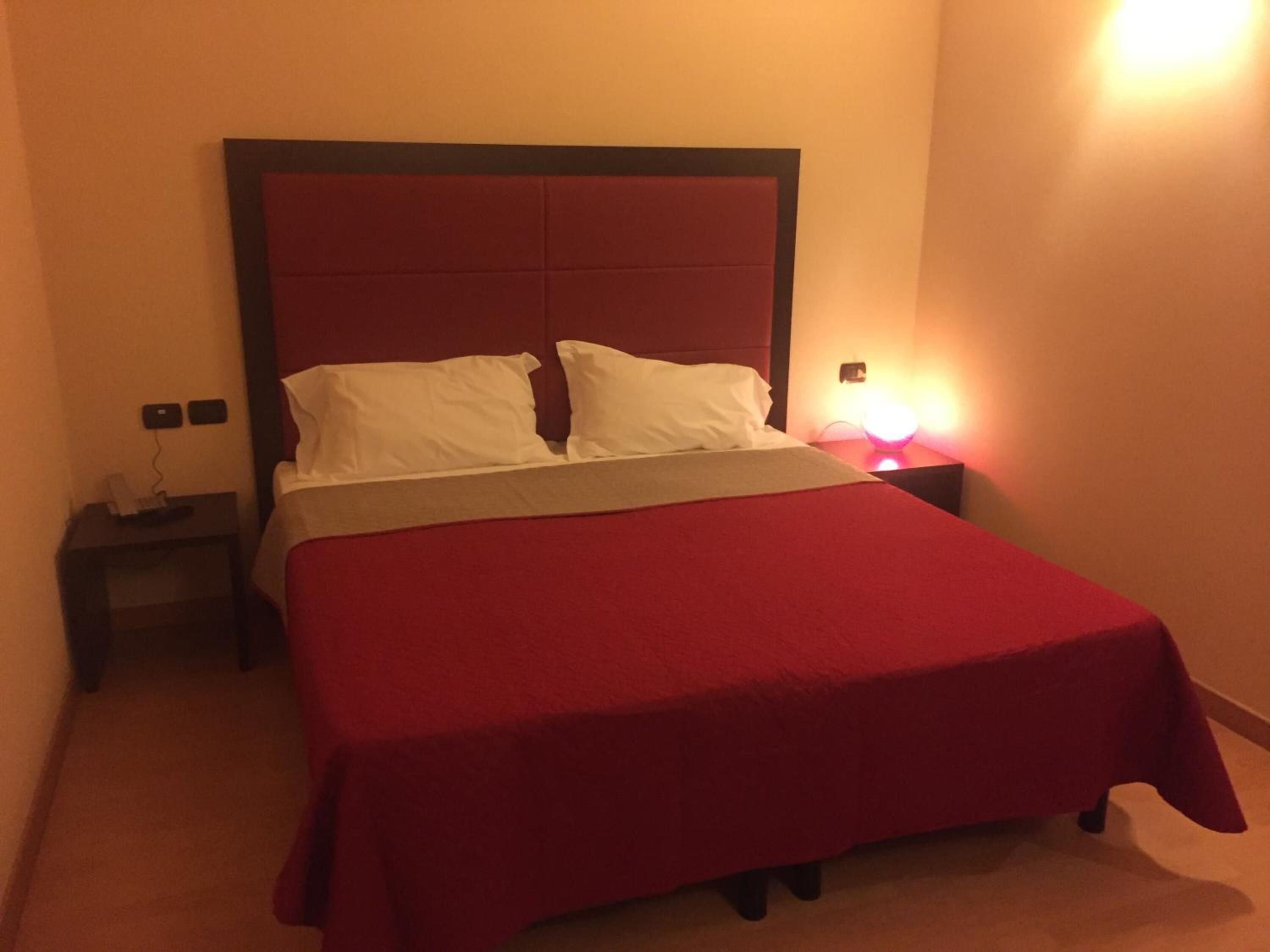 minibar, in-room safe, desk, soundproofing