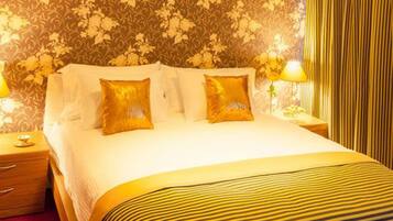 Executive Suite (with Spa Access) | 1 bedroom, premium bedding, minibar, in-room safe