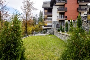 Comfort Suite (2 Adults with Spa Access) | Garden view