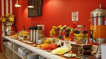 Desayuno continental incluido todos los días