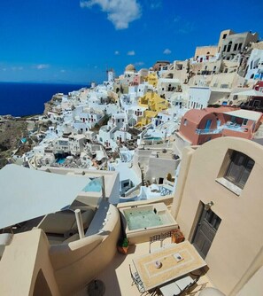 Anima Residence | Terrace/patio - OIA Unique Homes by K&K (Santorini)