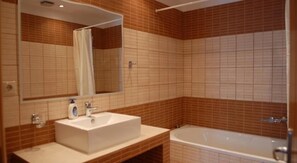 Douche, séchoir à cheveux