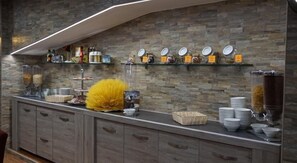 Petit déjeuner buffet compris tous les jours