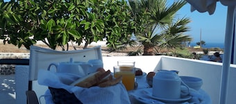 Paradisos Oia