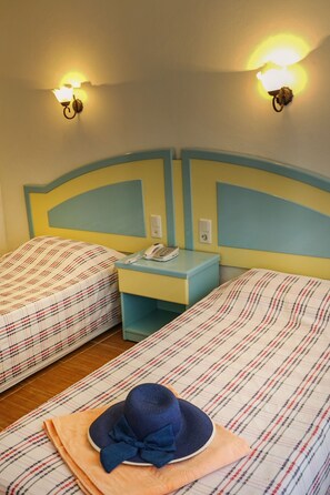 Standard Room | Desk, free cribs/infant beds, rollaway beds, free WiFi - Bezay Hotel (Fethiye)
