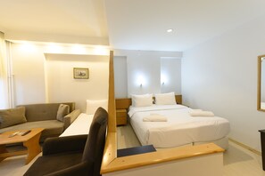 Studio | Premium bedding, desk, soundproofing, rollaway beds - Entes Apart (Istanbul)