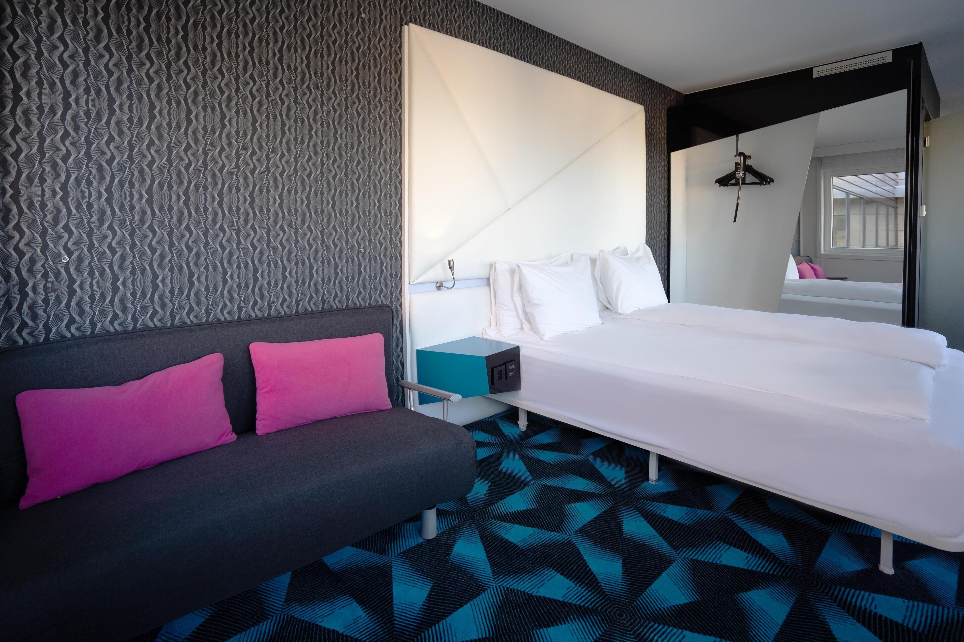 Family Room (Design) | Premium bedding, pillowtop beds, individually furnished, desk