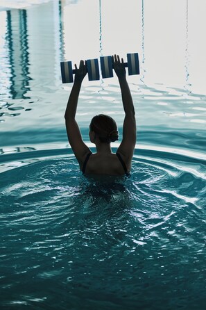 Couples treatment rooms, sauna, hot tub, steam room, Turkish bath