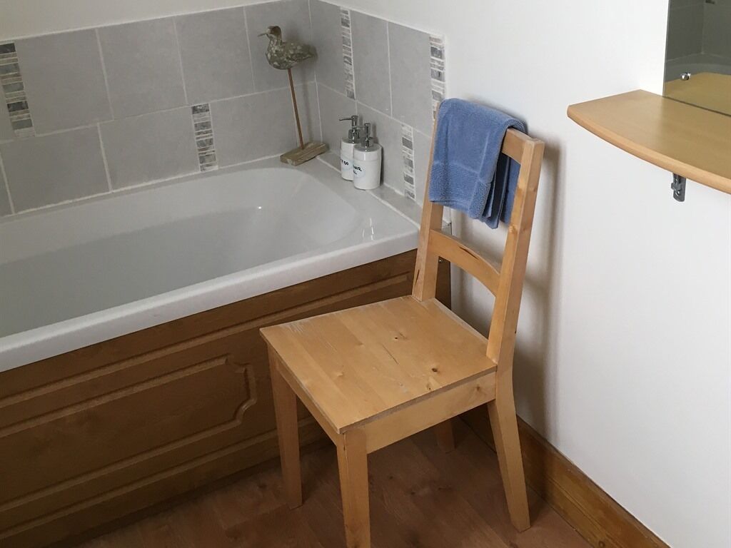 Twin Room, Ensuite | Bathroom