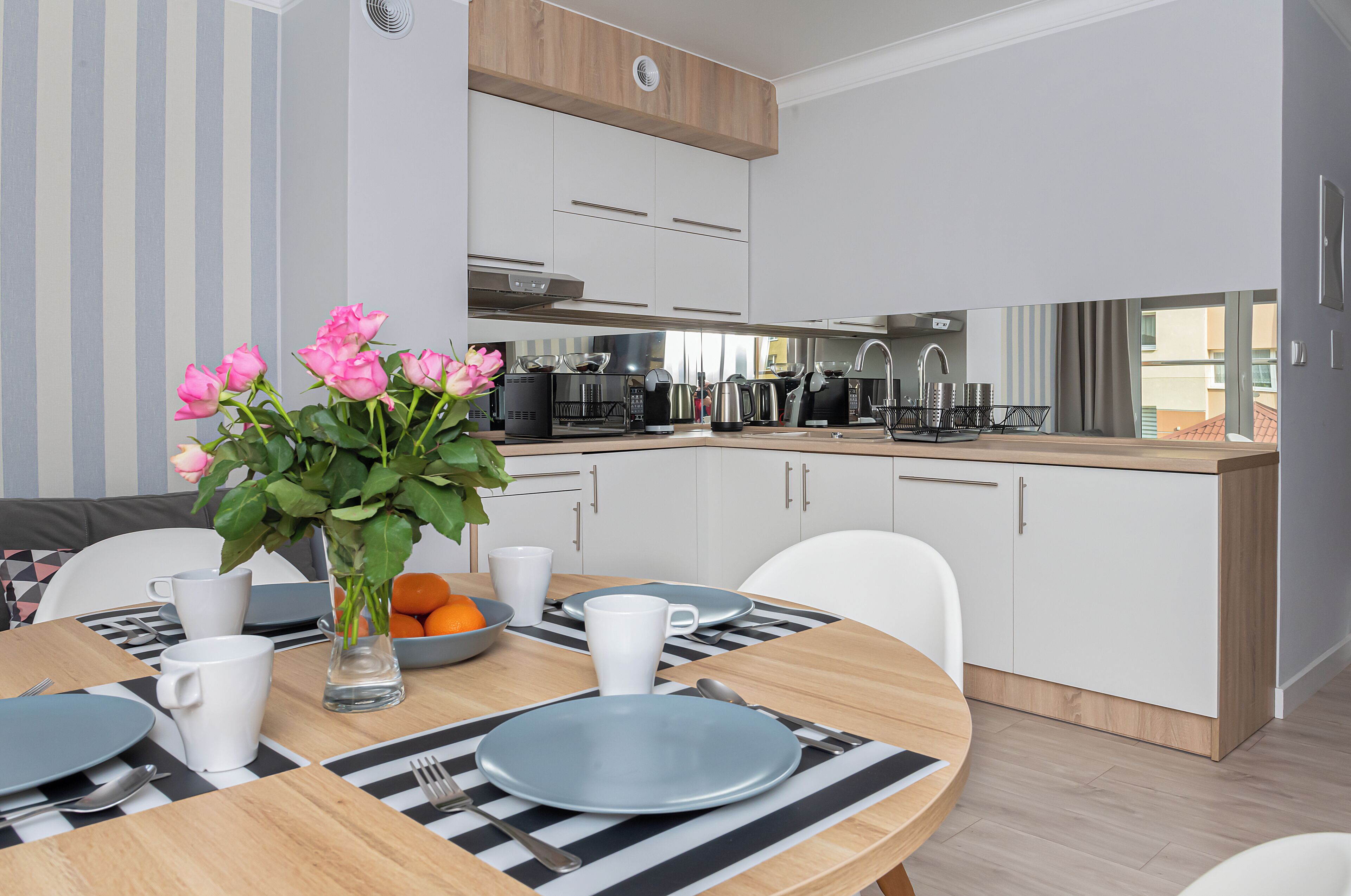 1 bedroom, soundproofing, cots/infant beds, bed sheets