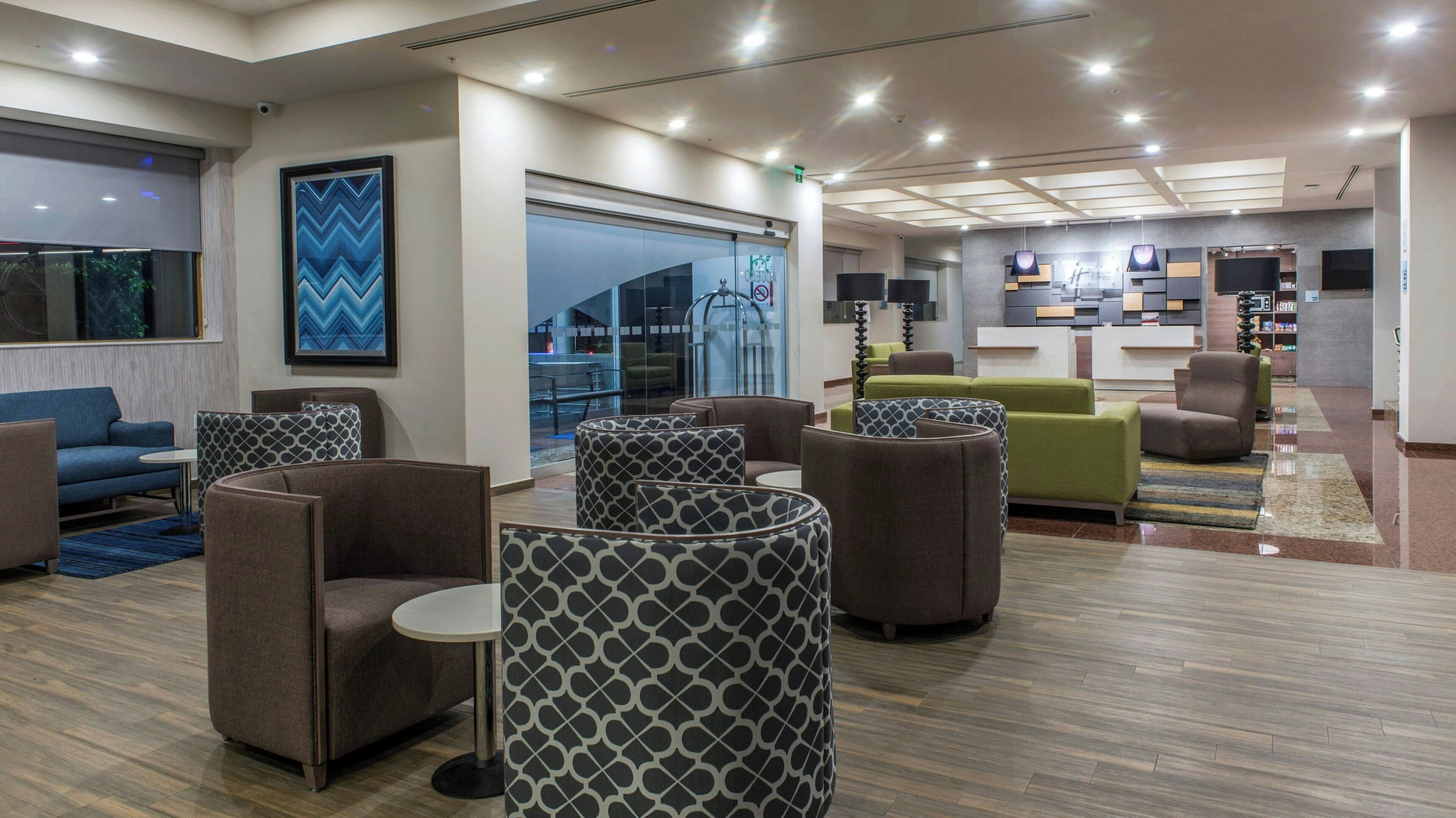 Photo - Holiday Inn Express Mexico- Toreo by IHG