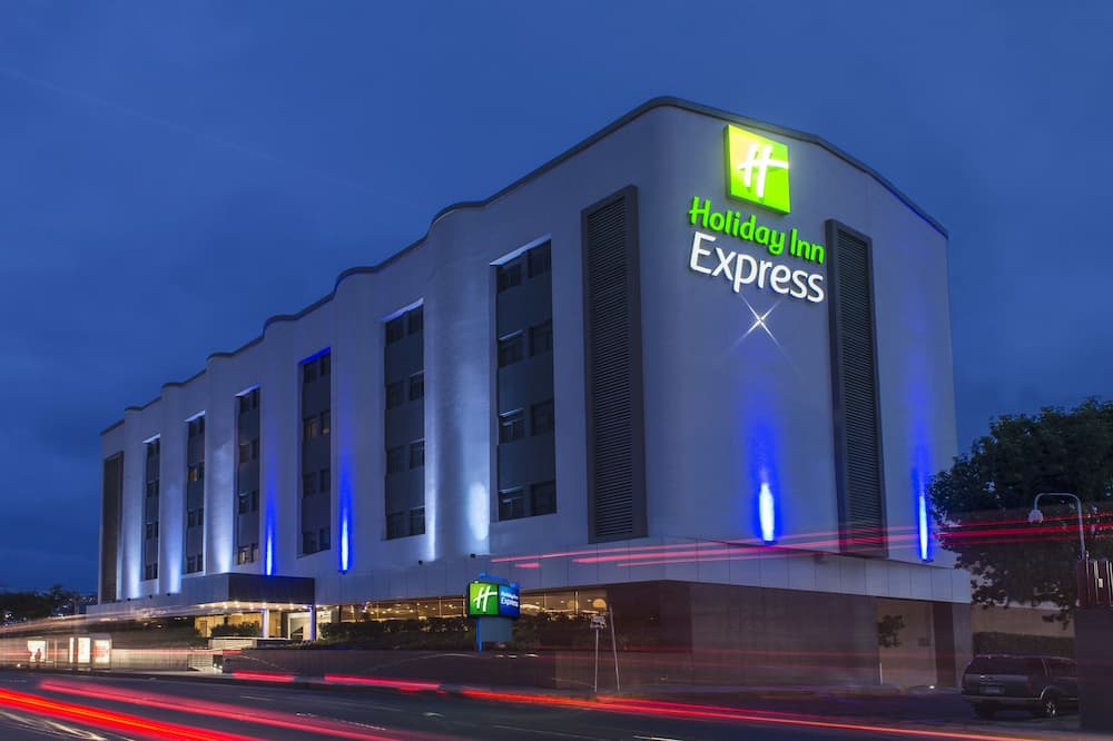 Holiday Inn Express Mexico - Toreo by IHG