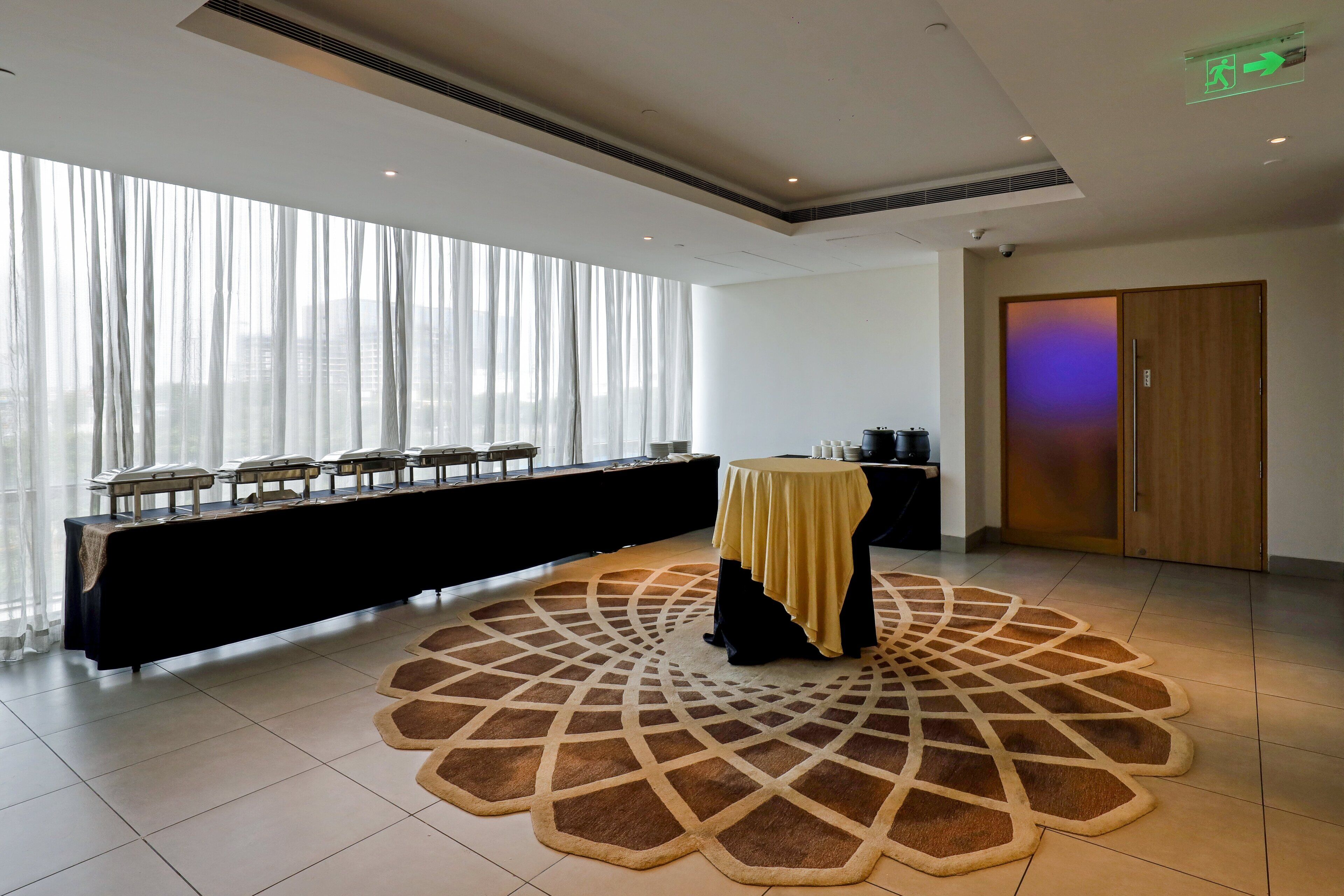 Photo - Holiday Inn Chennai OMR IT Expressway by IHG