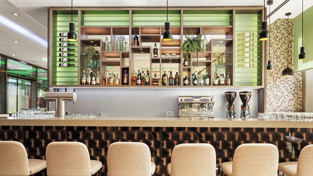 Bar (on property) - Leonardo Hotel Munich City South (Munich)