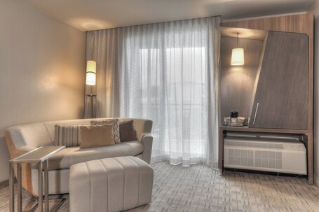 Courtyard by Marriott Pigeon Forge - Image 61