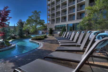 Courtyard by Marriott Pigeon Forge - Image 115