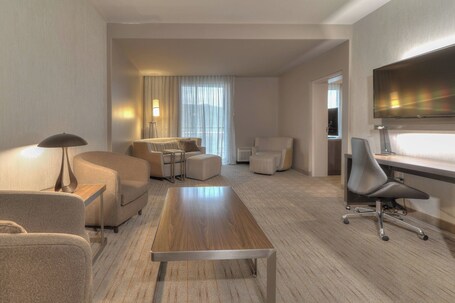 Courtyard by Marriott Pigeon Forge - Image 19