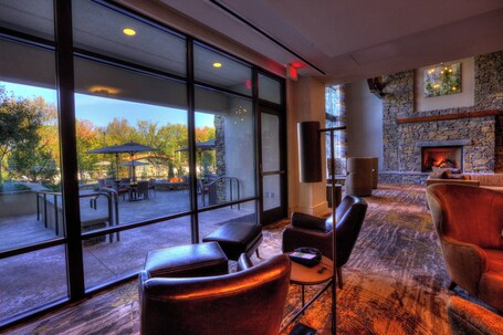 Courtyard by Marriott Pigeon Forge - Image 70