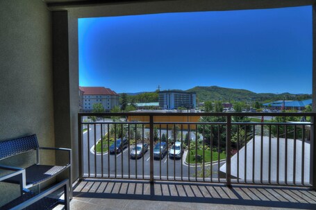 Courtyard by Marriott Pigeon Forge - Image 94